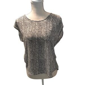 Three eighty two top